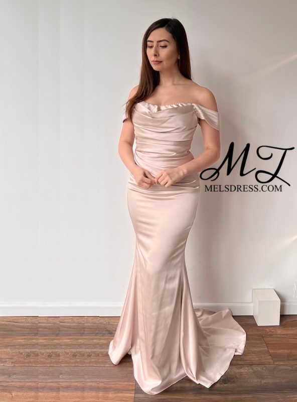 www.melsdress.com